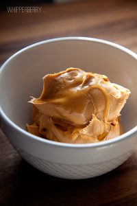 honey peanut butter mixture for bird seed wreath