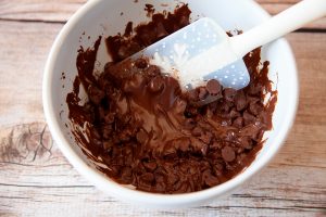peppermint-chocolate-ganache-dip-from-whipperberry-4
