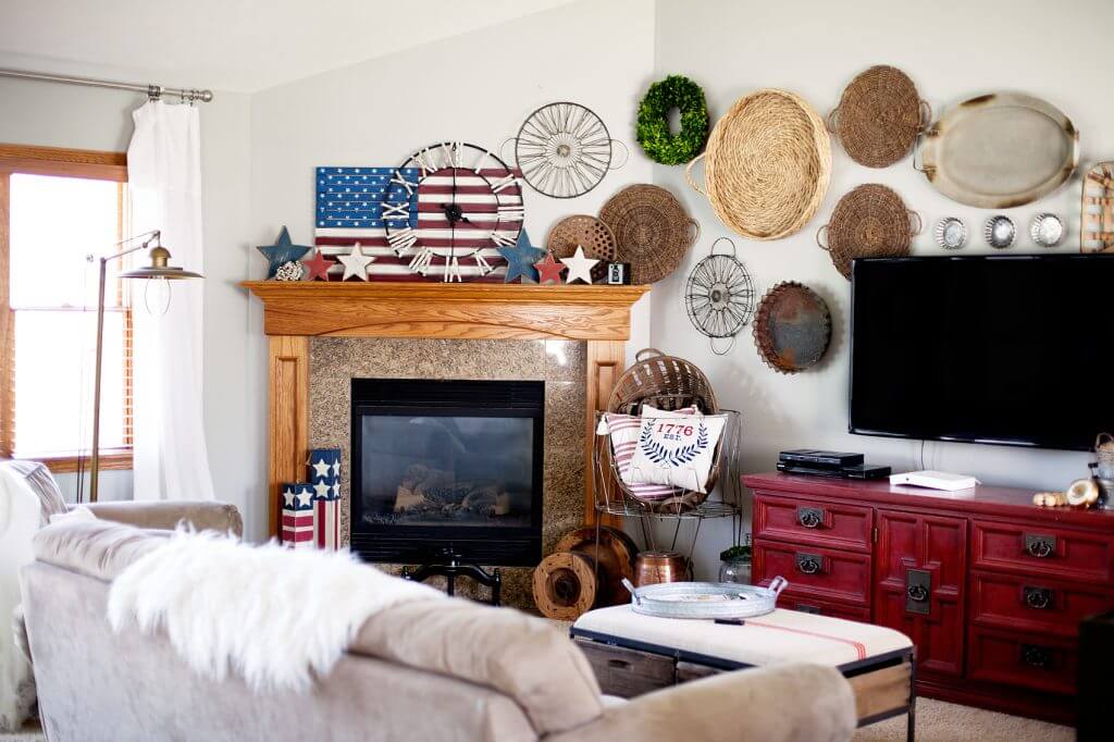 Quick Red White and Blue Home Decor
