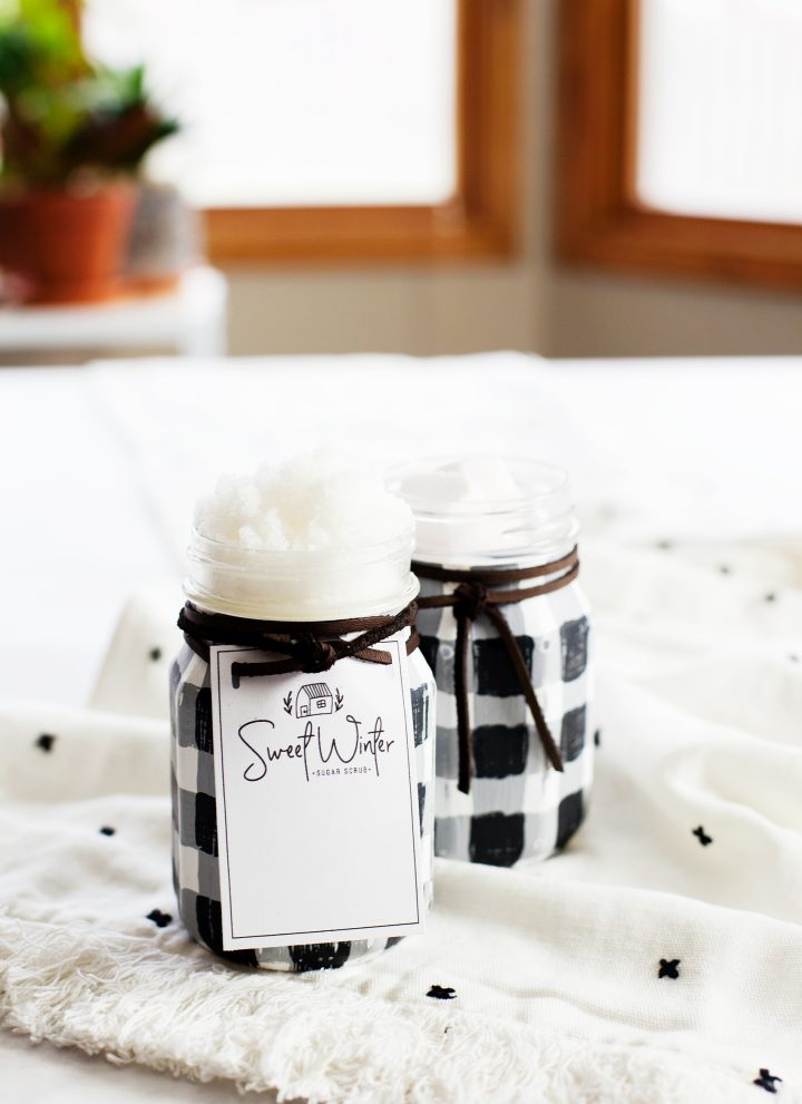 Come learn how to make the cutest buffalo check jars from WhipperBerry • Perfect for Holiday gift giving! Made with @ballcanning Sharing Jars®