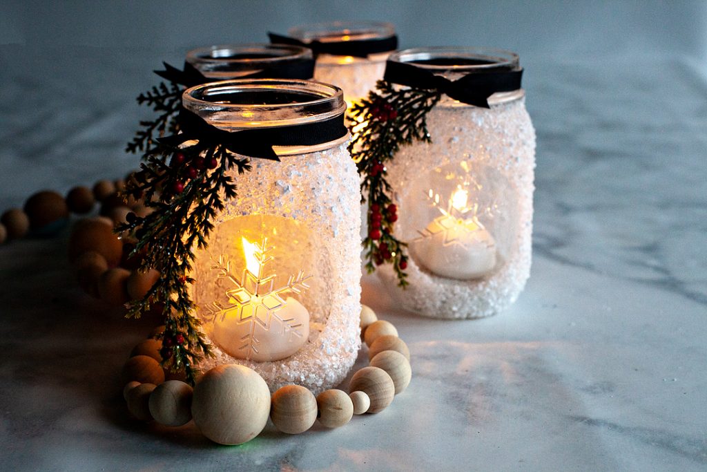 I’m thrilled that this season’s Ball® Keepsake Collectible Holiday Jar is an ode to the stunning snowflake! I decided that a fun way to use this fun collectible jar is to make snowflake lanterns that are perfect for dressing up your home for the winter season or, as a fabulous holiday gift.