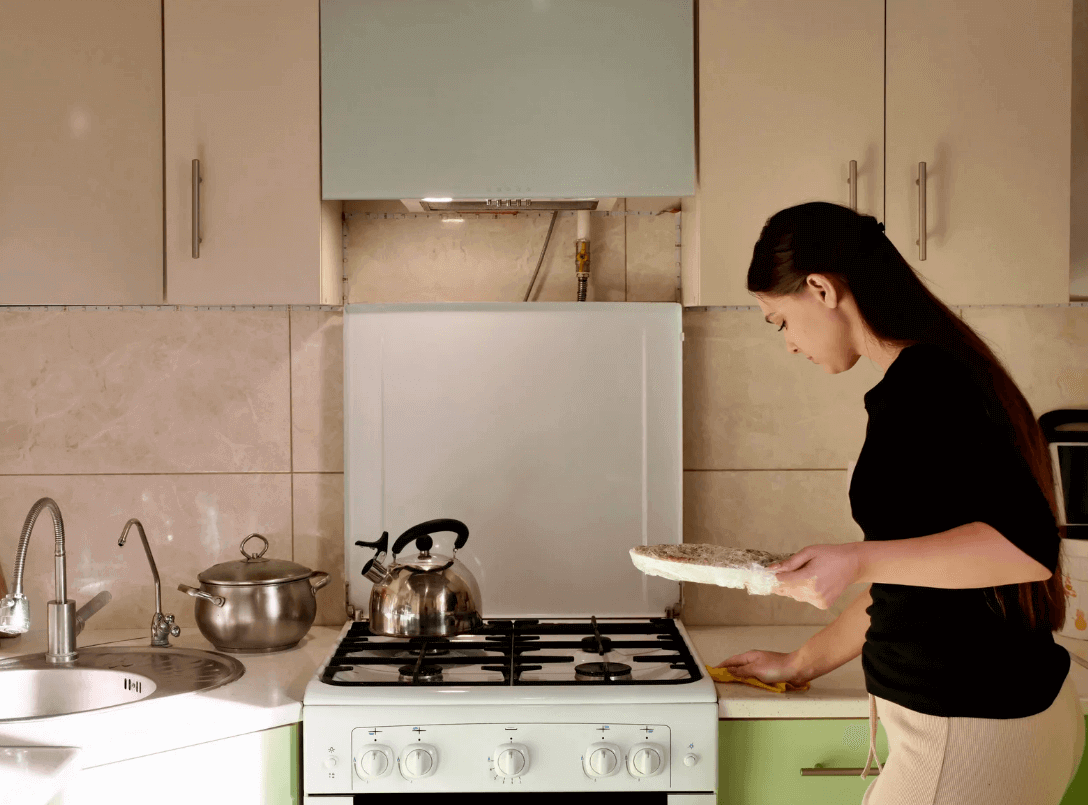 Ways to Improve Your Home Kitchen Using with Professional-Grade Supplies