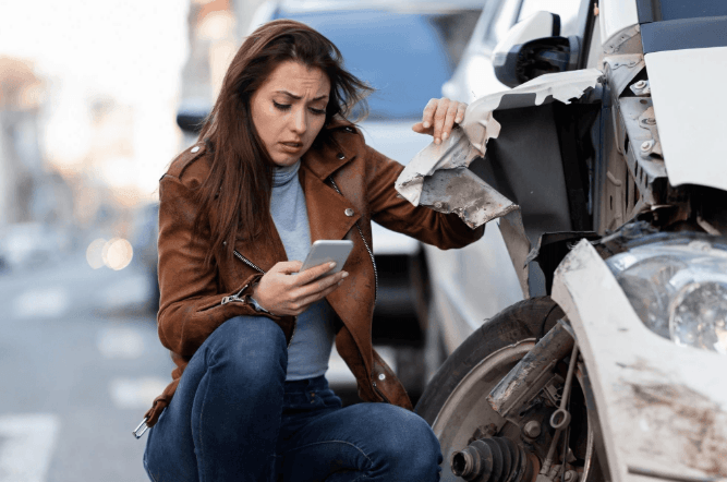 Unsafe Driving Habits Parents Should Watch Out For