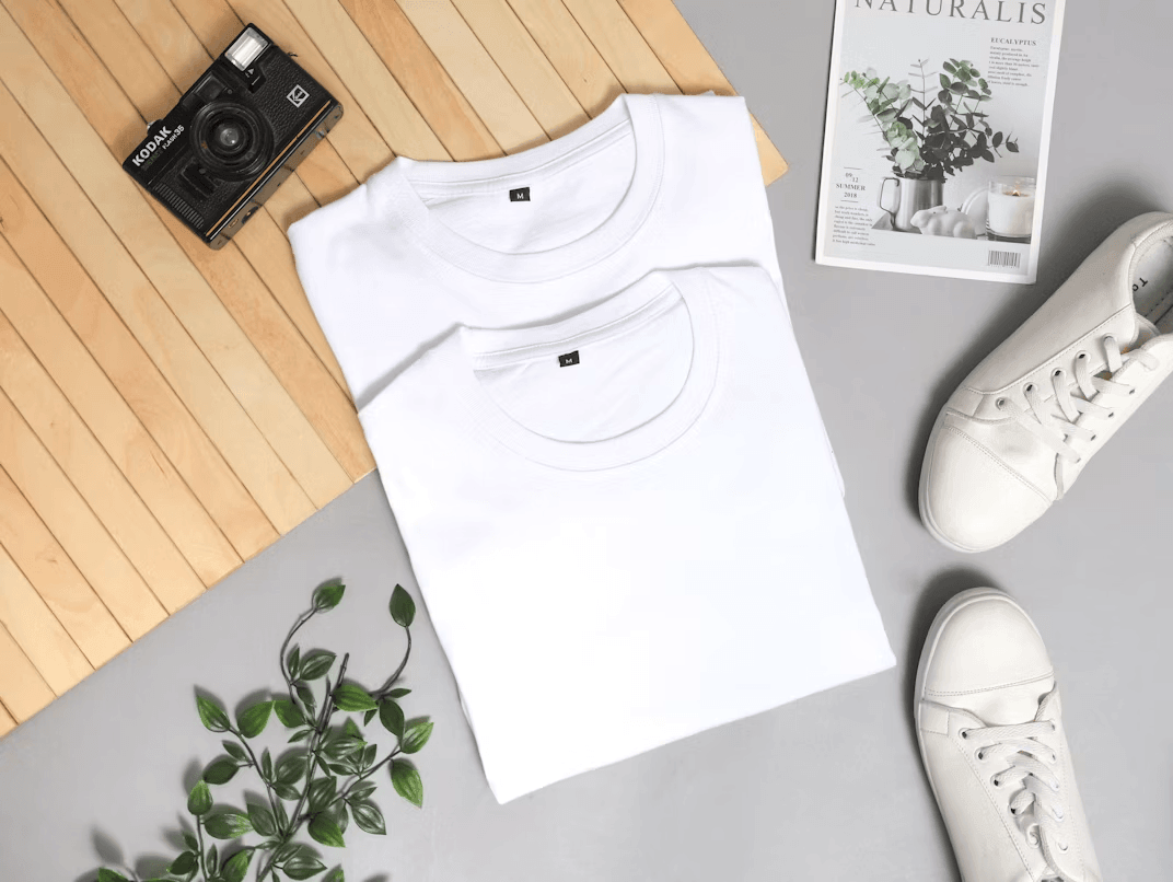 White t-shirt and white sneakers