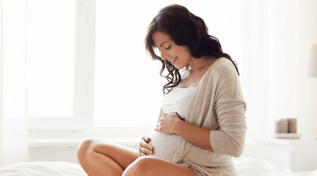 pregnant mom